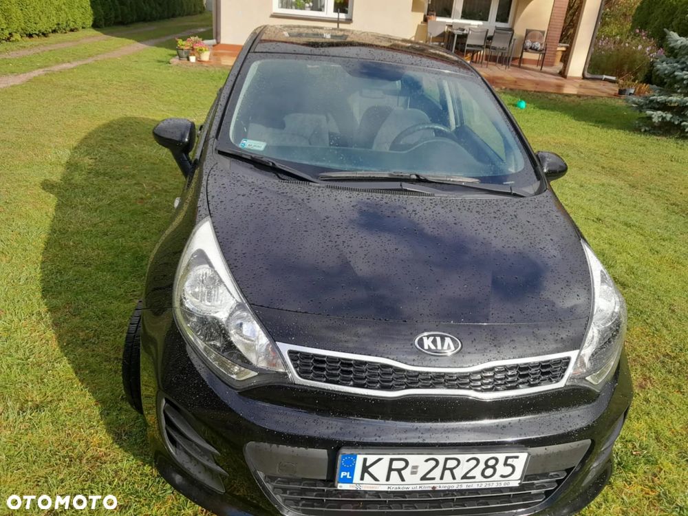 Kia Rio 2015 photo 2