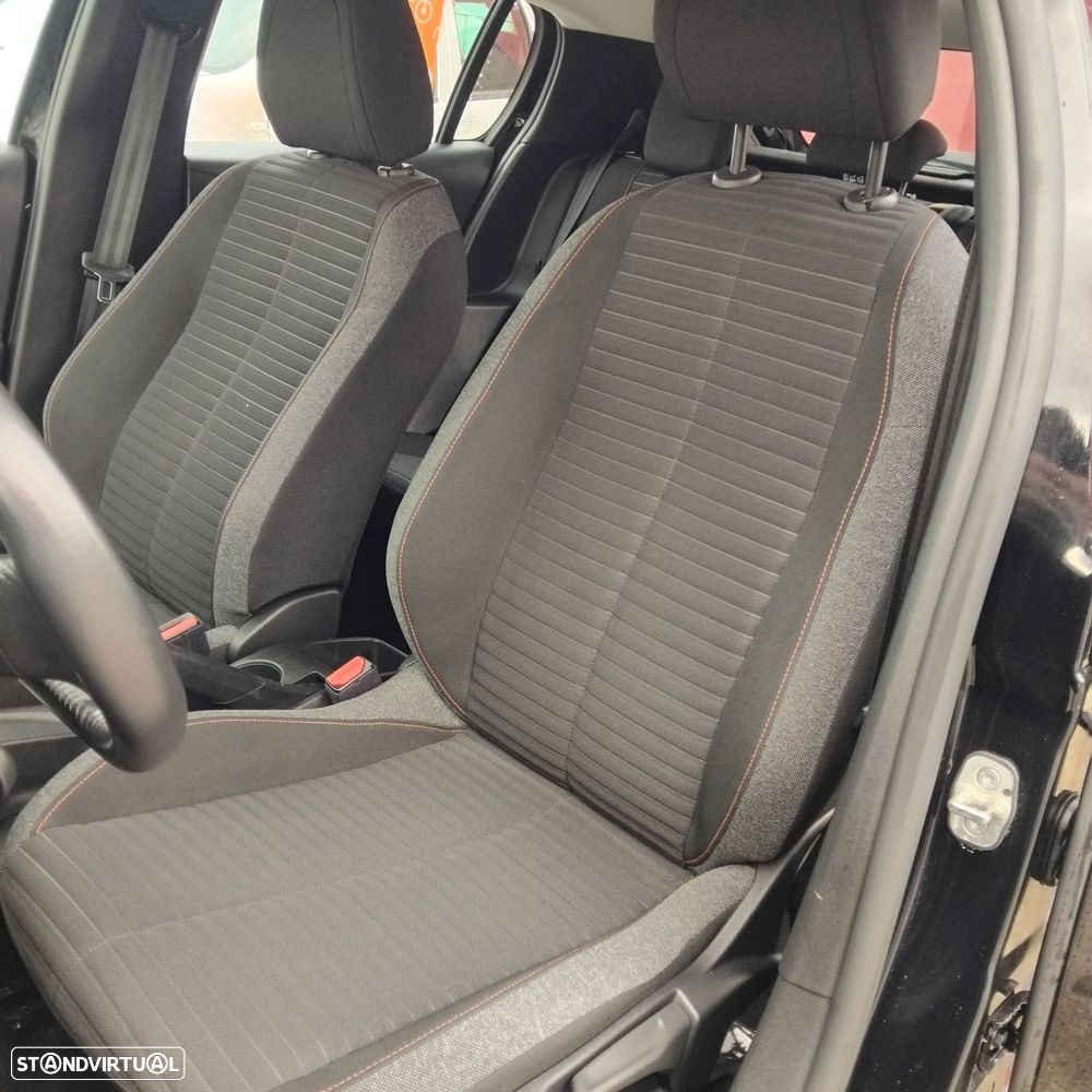 Peugeot 208 1.2 PureTech SE Style - 11