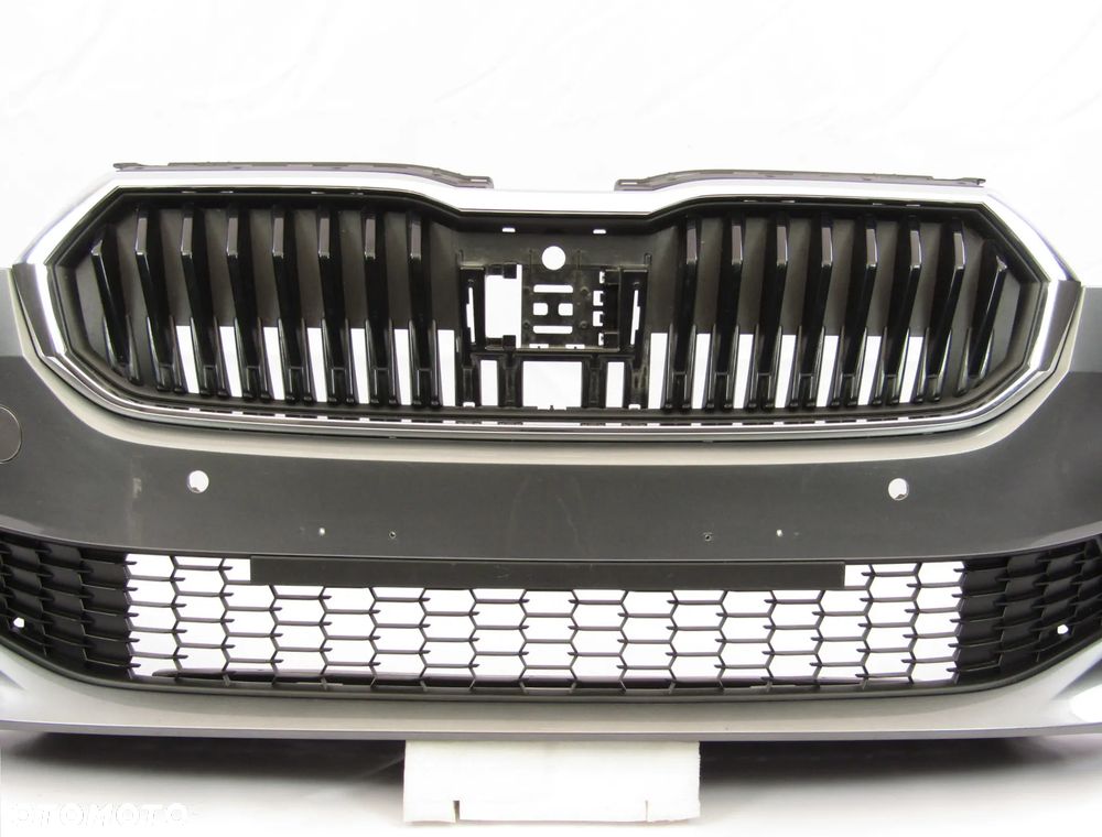Zderzak przedni Skoda Fabia 21 - 24 Lakier LD7X - 8