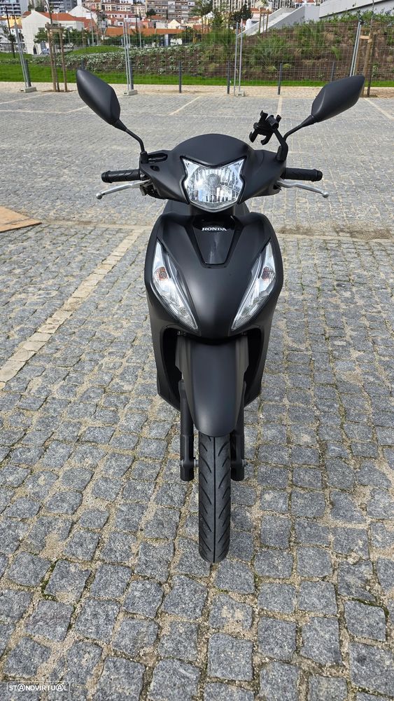 Honda Vision - 16