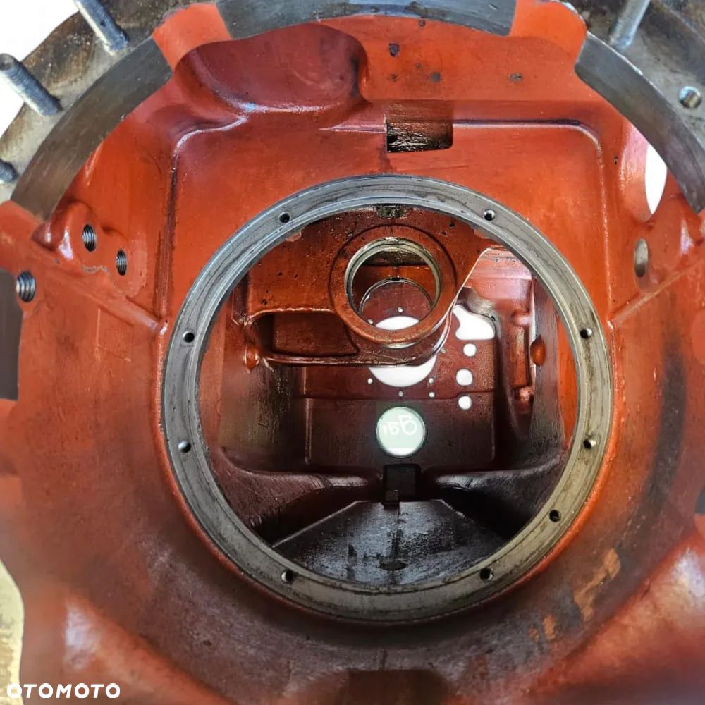 Obudowa skrzyni biegów 481B03 Powershuttle 3716182M5 Massey Ferguson 8250 - 4