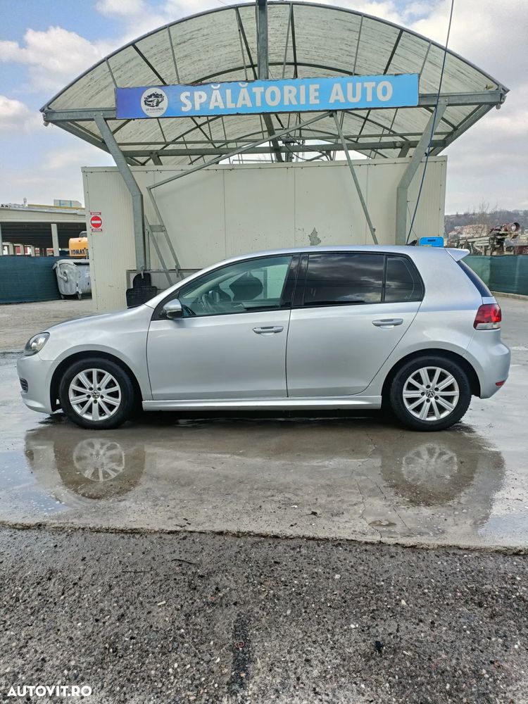 Volkswagen Golf 1.6 TDI DPF Trendline - 4