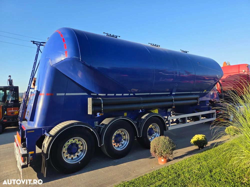 Kaessbohrer CIMETRUCT 39mc, 2020, 4,9t propiu, Jante ALULIMIU, axe BPW, picioare sprijin, bari antibiclisti, rulata doar in Germania, CARTE IDENTITATE RAR, Posibilitate leasing 4 ani cu rata lunara 4500 lei, STARE IMPECABILA-PROMOTIE 36900 EUR+Tva - 4