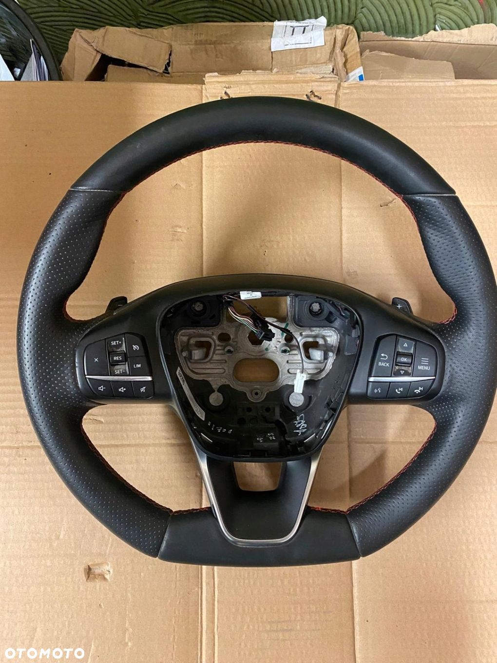 KIEROWNICA FORD KUGA MK3 - 1