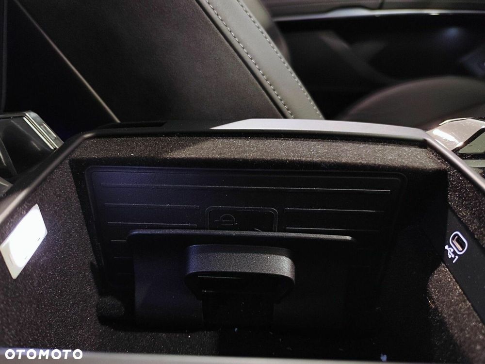 Audi S8 - 19