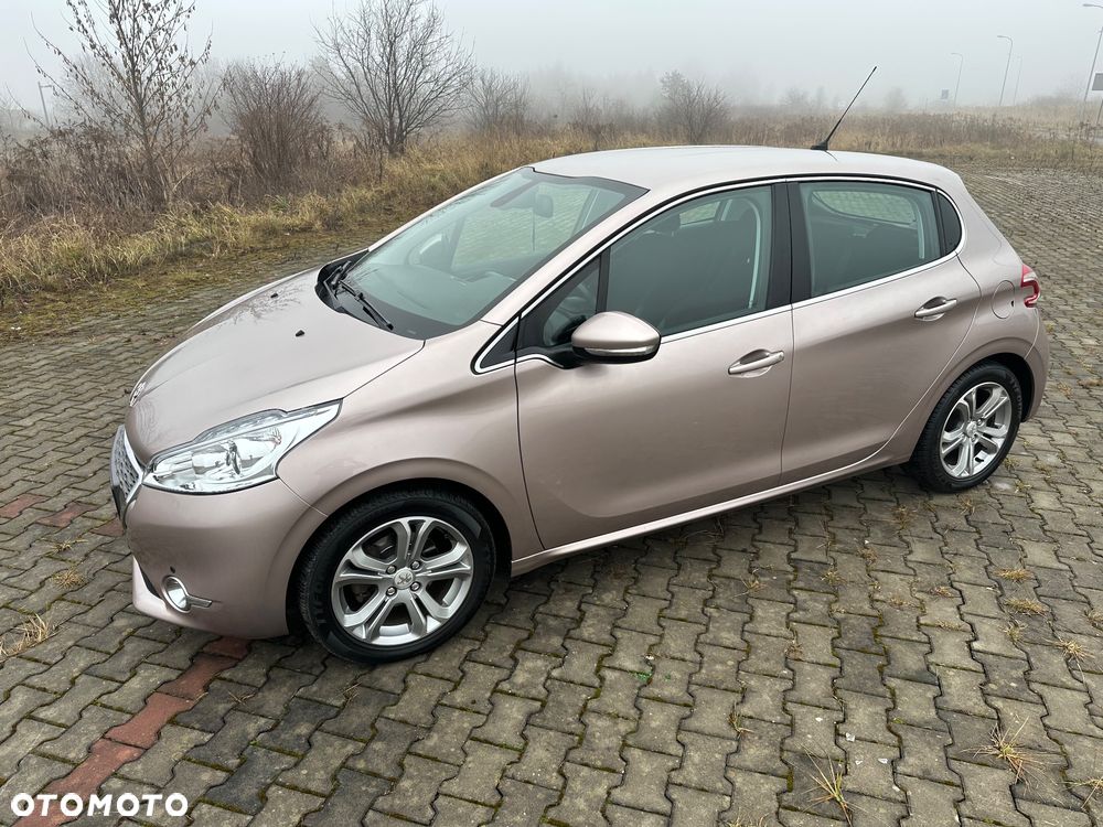 Peugeot 208 1.6 VTi Allure - 13