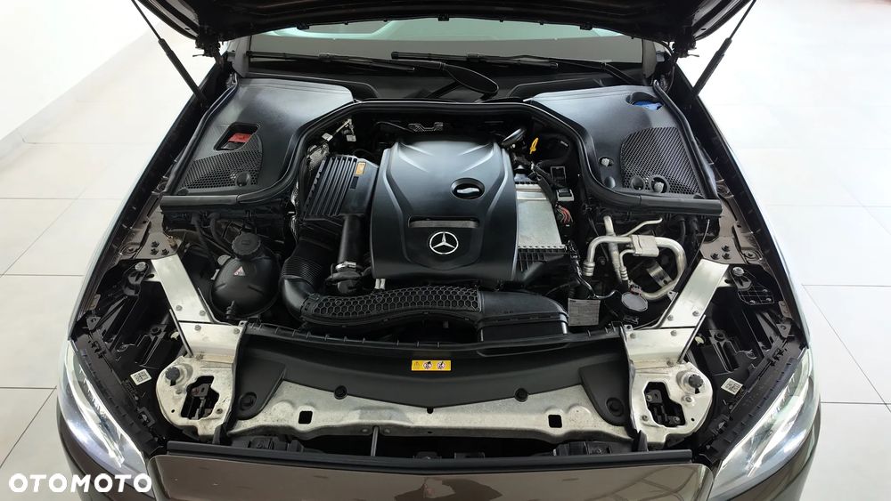 Mercedes-Benz Klasa E 200 T 9G-TRONIC Avantgarde - 38