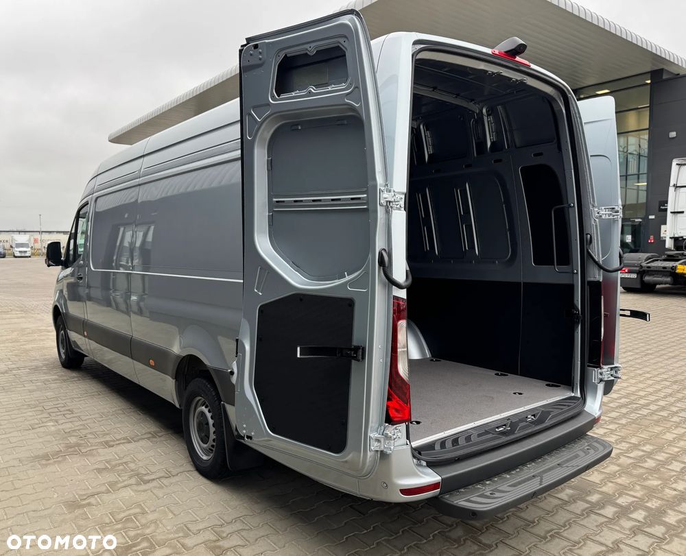 Mercedes-Benz Sprinter - 35