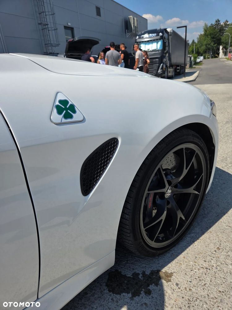 Alfa Romeo Giulia 2.9 Bi Turbo V6 Quadrifoglio - 13