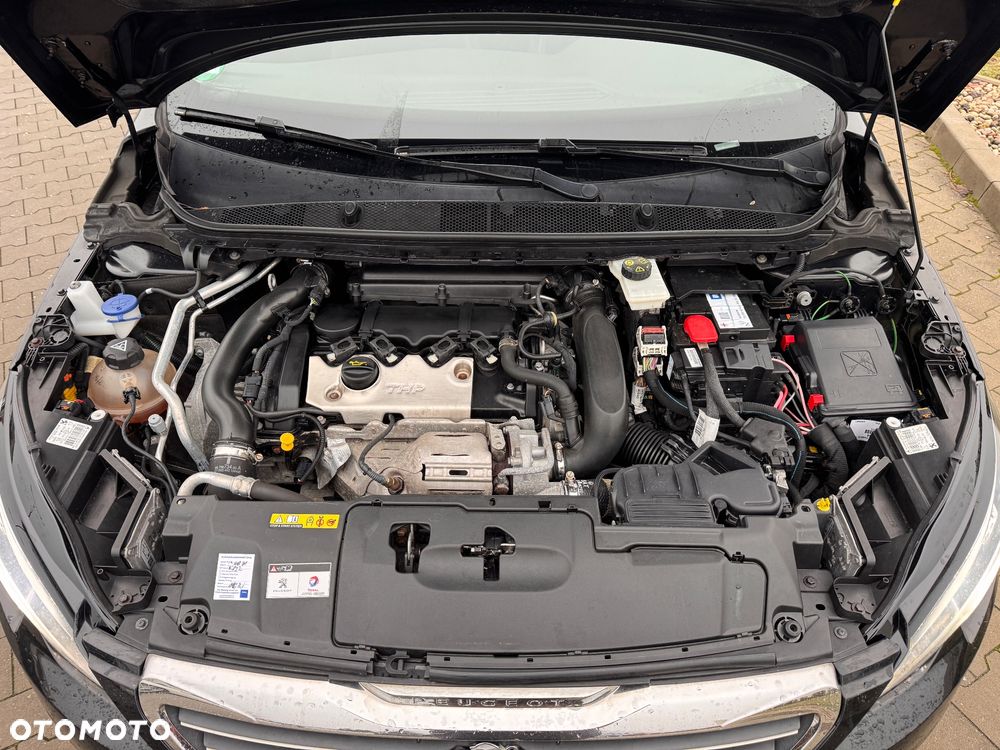 Peugeot 308 1.6 e-THP GT S&S - 19