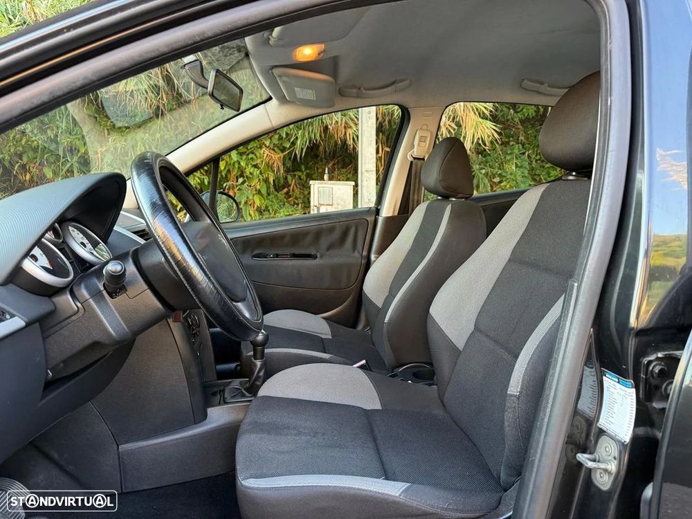 Peugeot 207 1.4 16V Sport - 7