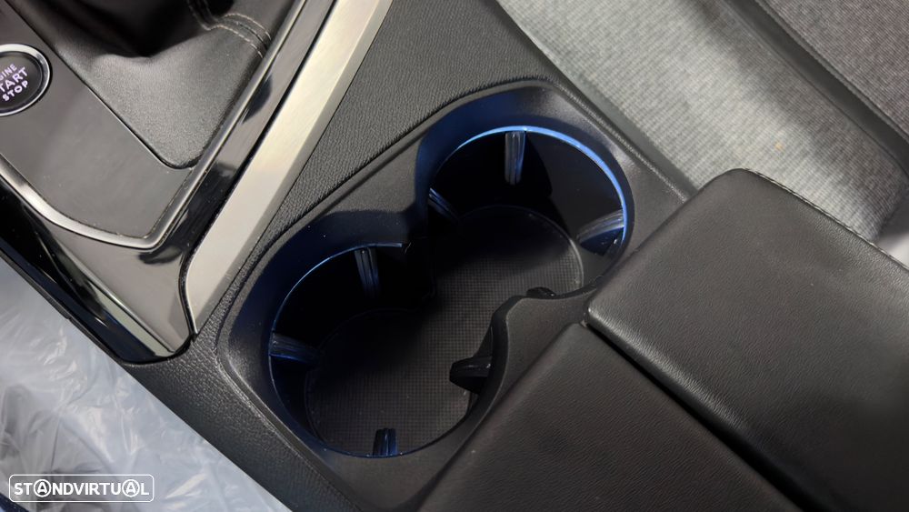 Peugeot 5008 1.2 PureTech Allure Grip Control - 43