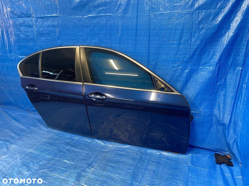 BMW F10 F11 DRZWI PRAWE PRAWY PRZÓD PRZEDNIE TYŁ TYLNE NIEBIESKIE A76 TIEFSEEBLAU  KOMPLETNE LAKIER ORYGINAŁ - 3