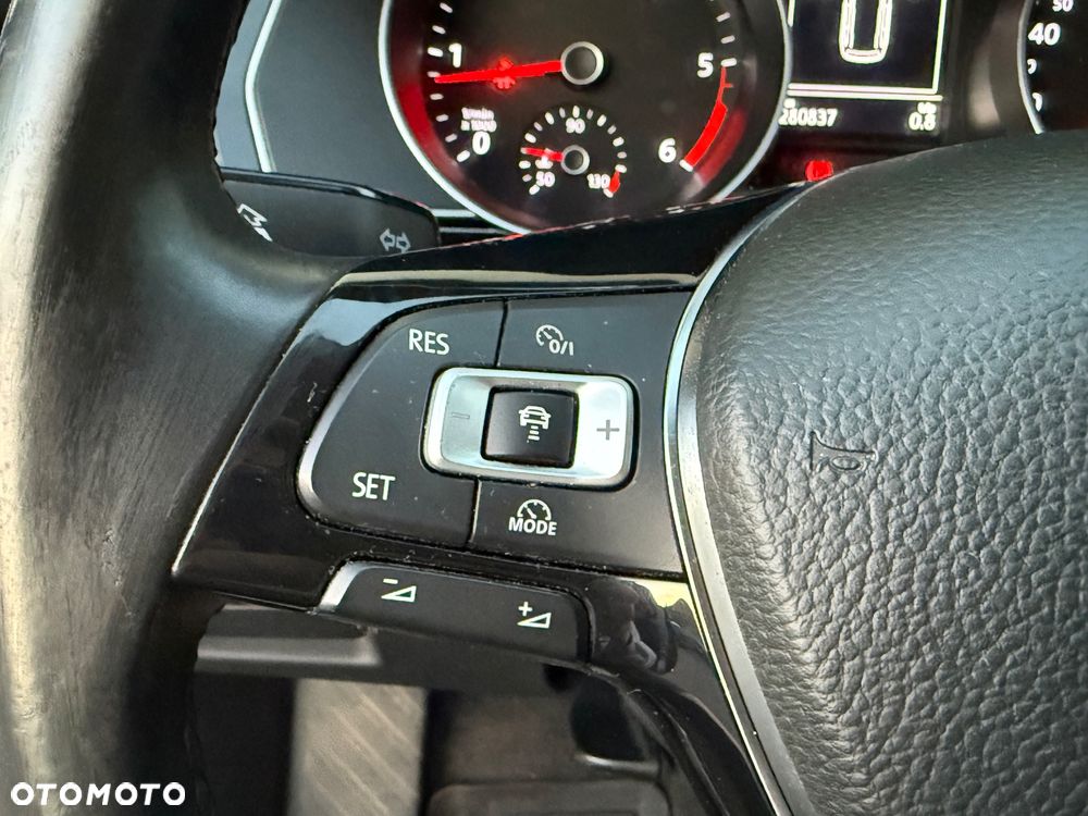 Volkswagen Passat 2.0 TDI BMT Highline DSG7 - 36