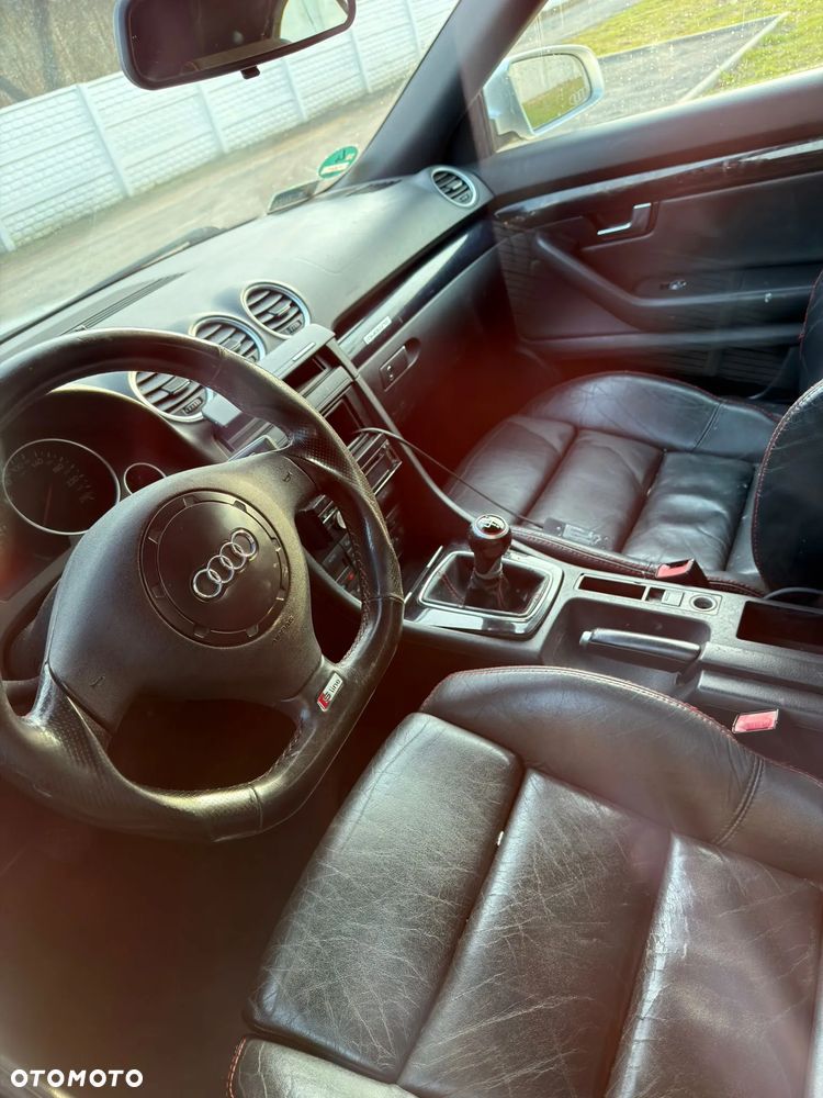 Audi A4 Cabrio 2.4 - 2