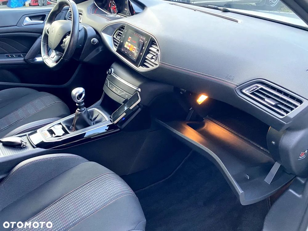 Peugeot 308 - 34