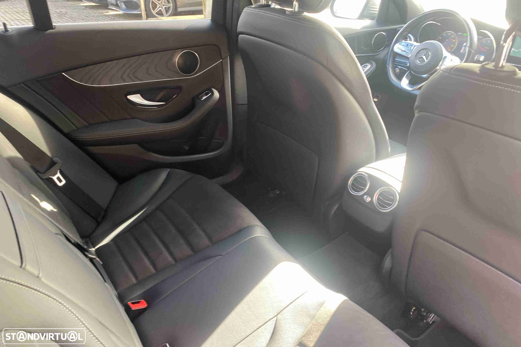 Mercedes-Benz C 300 de AMG Line - 9