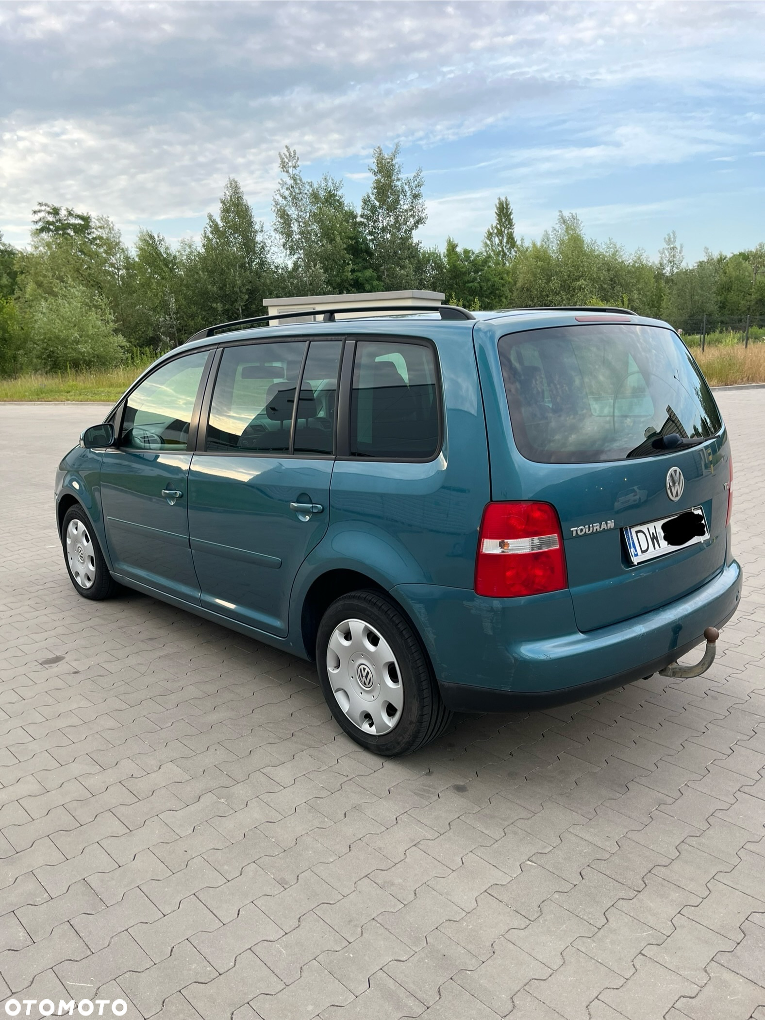 Volkswagen Touran 2.0 TDI Highline - 8
