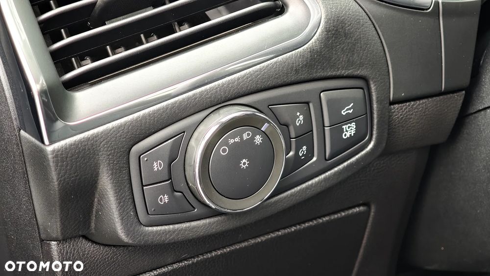 Ford Edge - 35