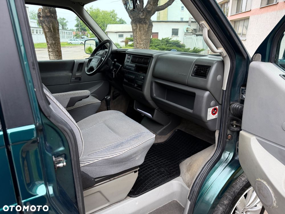 Volkswagen Multivan D - 6