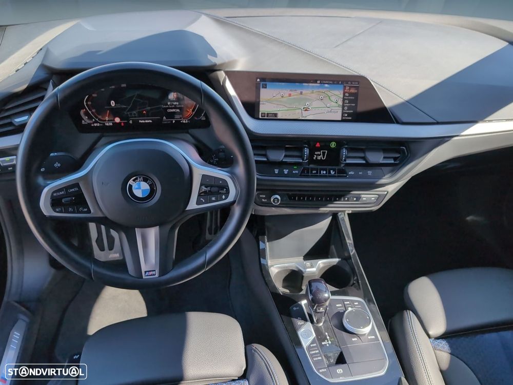 BMW 116 d Pack Desportivo M Auto - 11