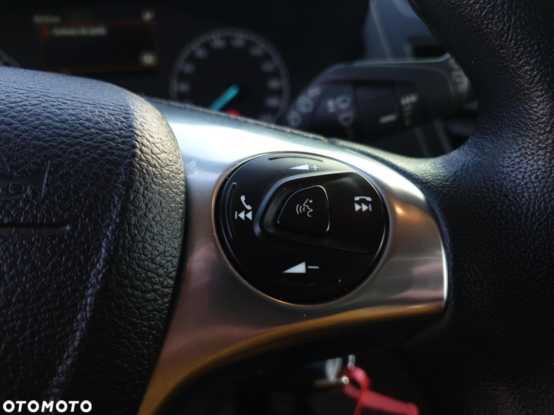 Ford transit-connect - 11