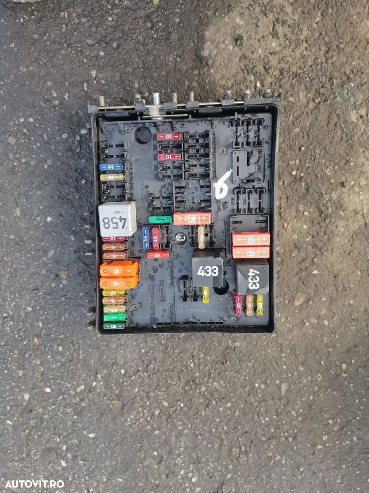 PANOU SIGURANTE VW GOLF 6 AUDI A3 COD 1K0937124H - 1