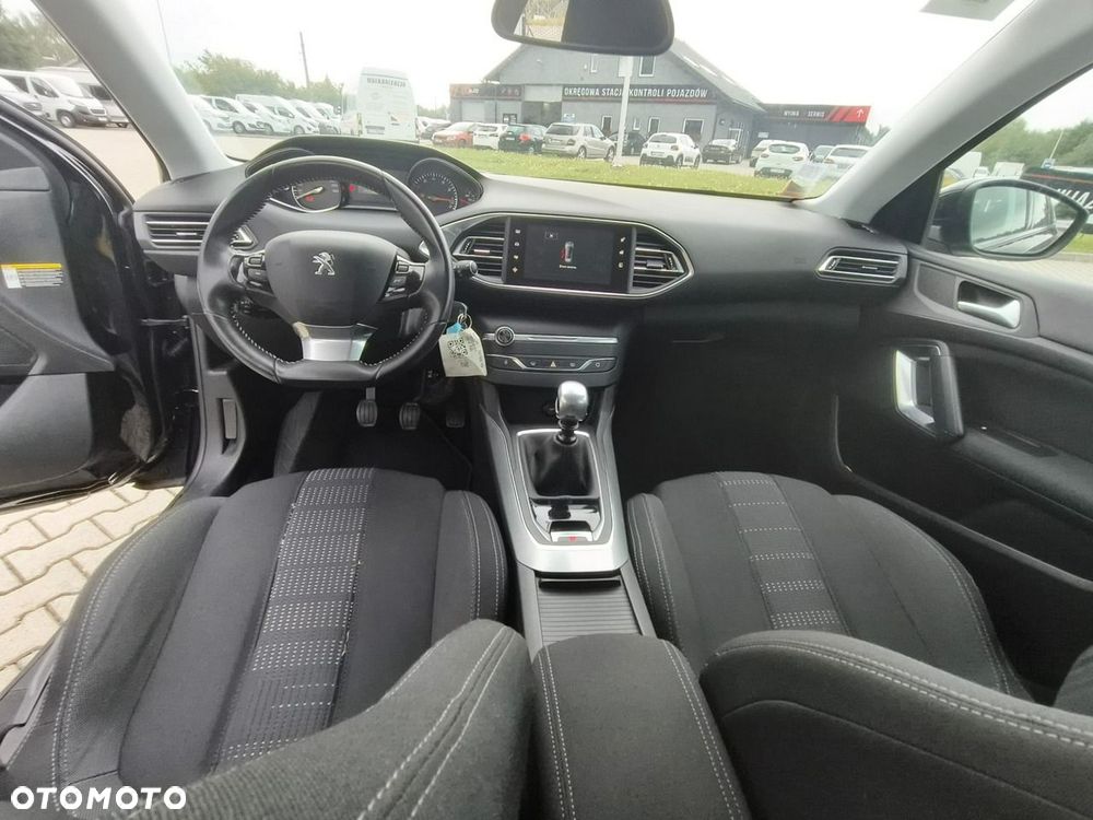 Peugeot 308 - 11