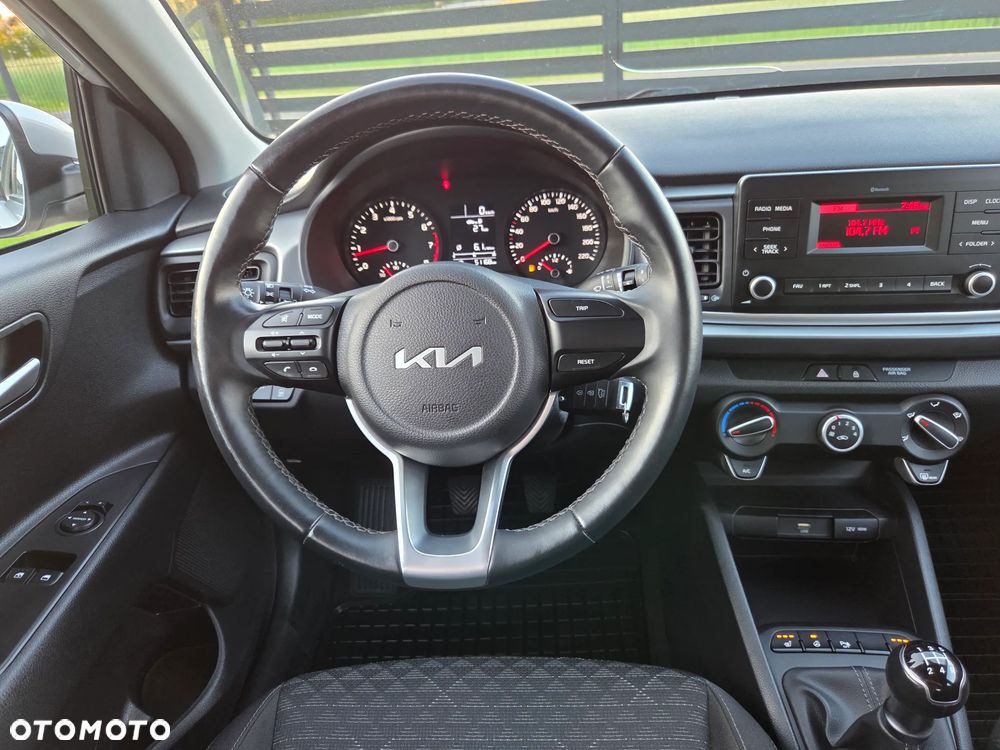 Kia Rio 1.2 M - 22