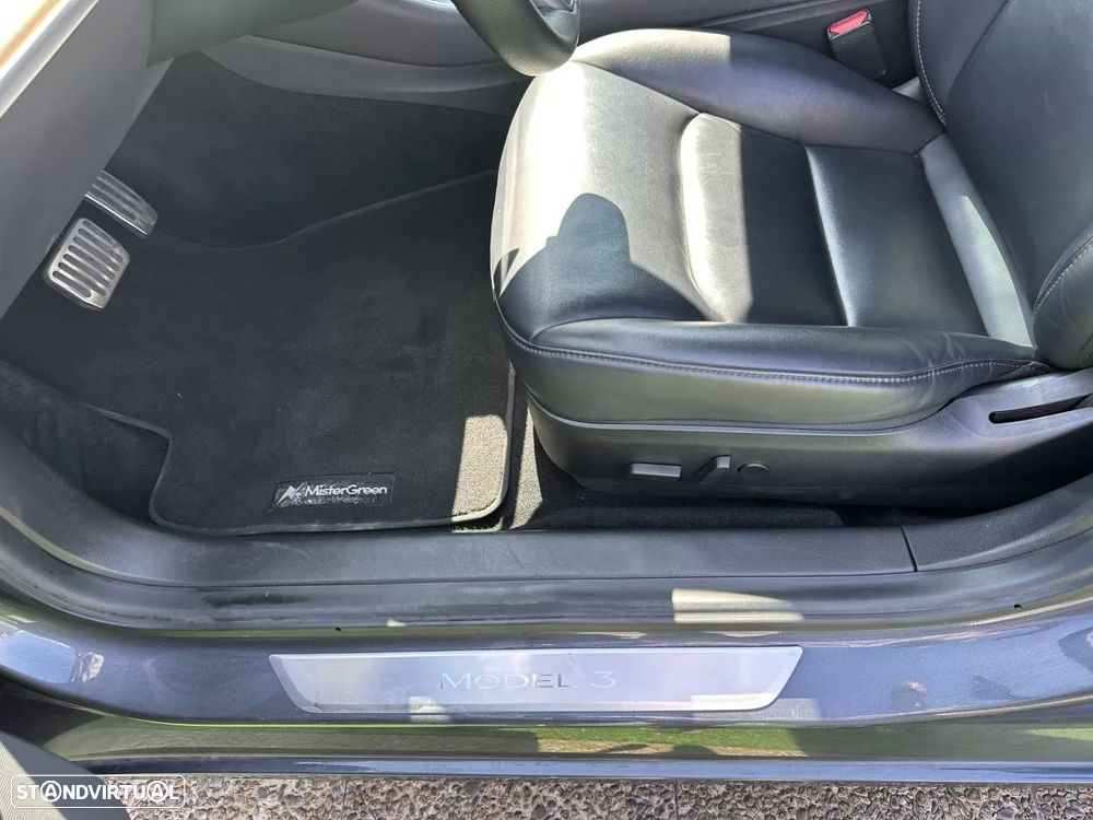 Tesla Model 3 Standard Range Plus RWD - 56