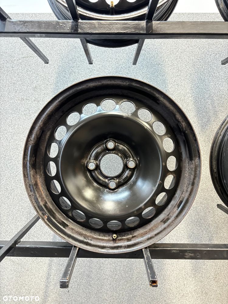 4 Felgi Stal. Opel Corsa D, E, Adam, Fiat Grande Punto, 15" - 4