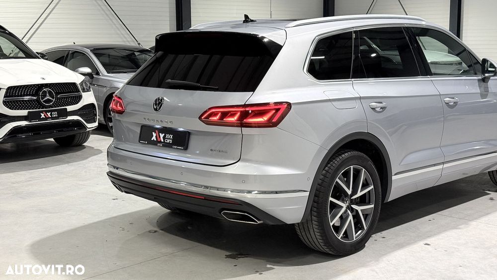 Volkswagen Touareg 3.0 V6 e-Hybrid 4Motion Aut. Elegance - 15