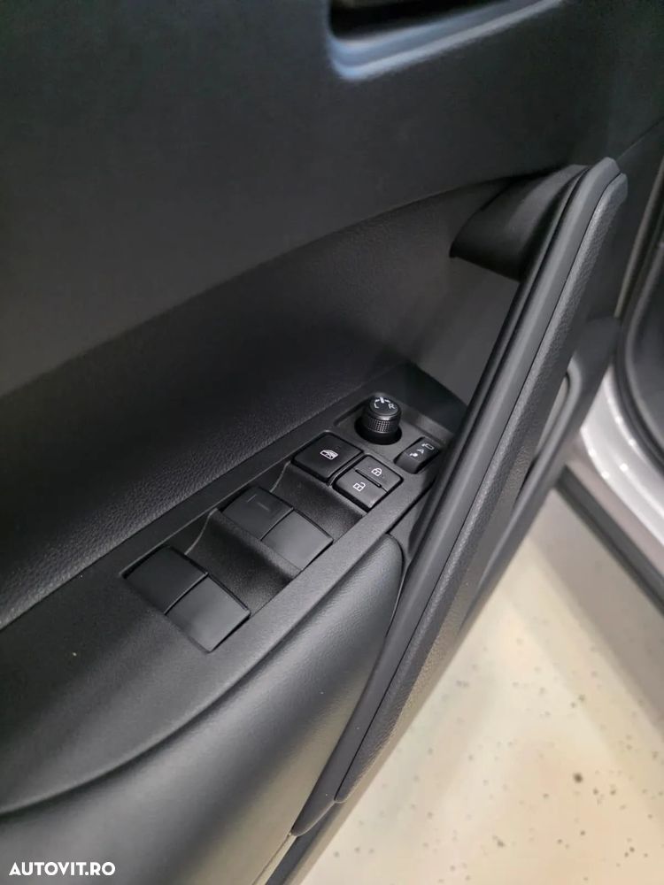 Toyota Corolla Cross - 5