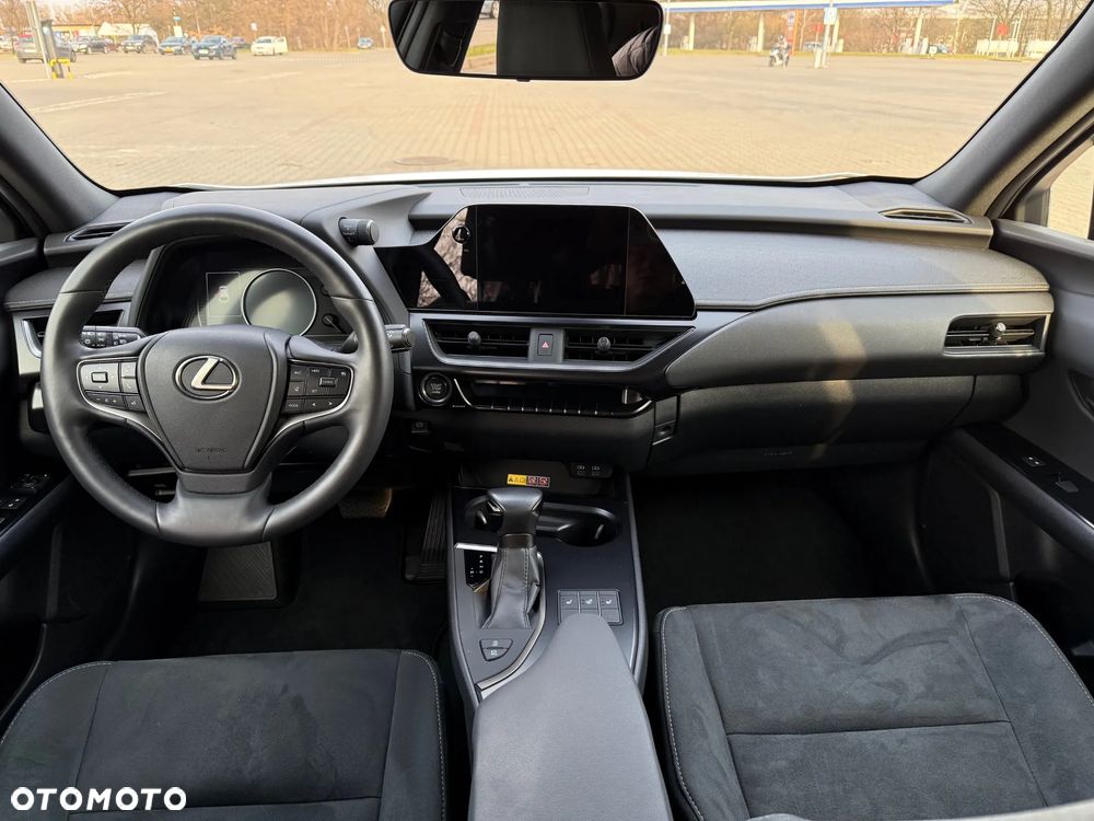 Lexus UX 200 GPF Business 2WD - 8