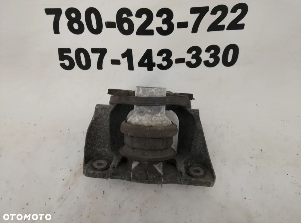 Poduszka silnika volvo XC90 II