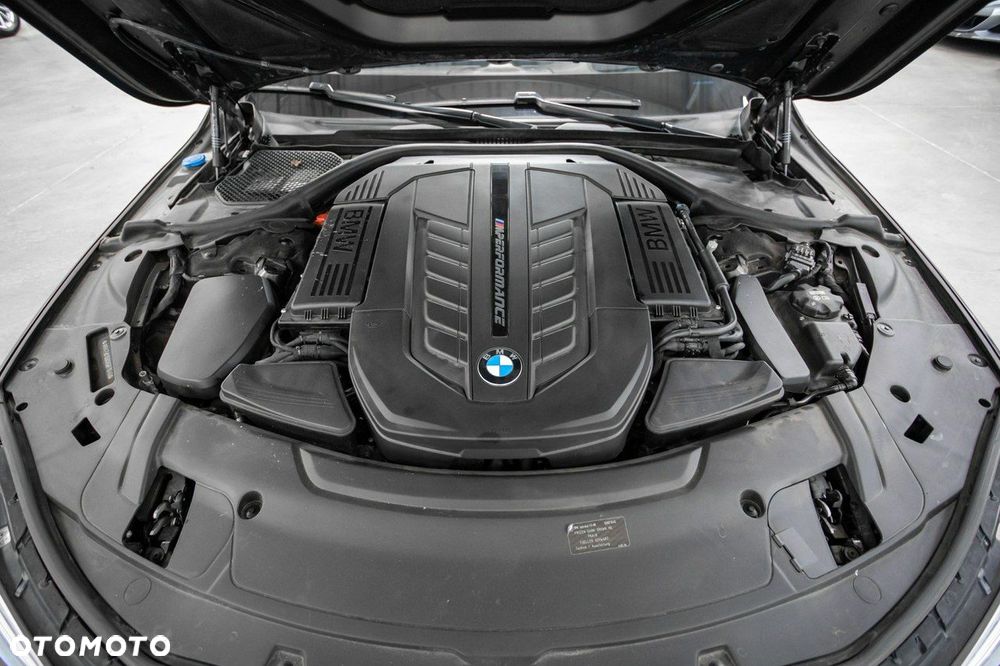 BMW Seria 7 M760Li xDrive - 20
