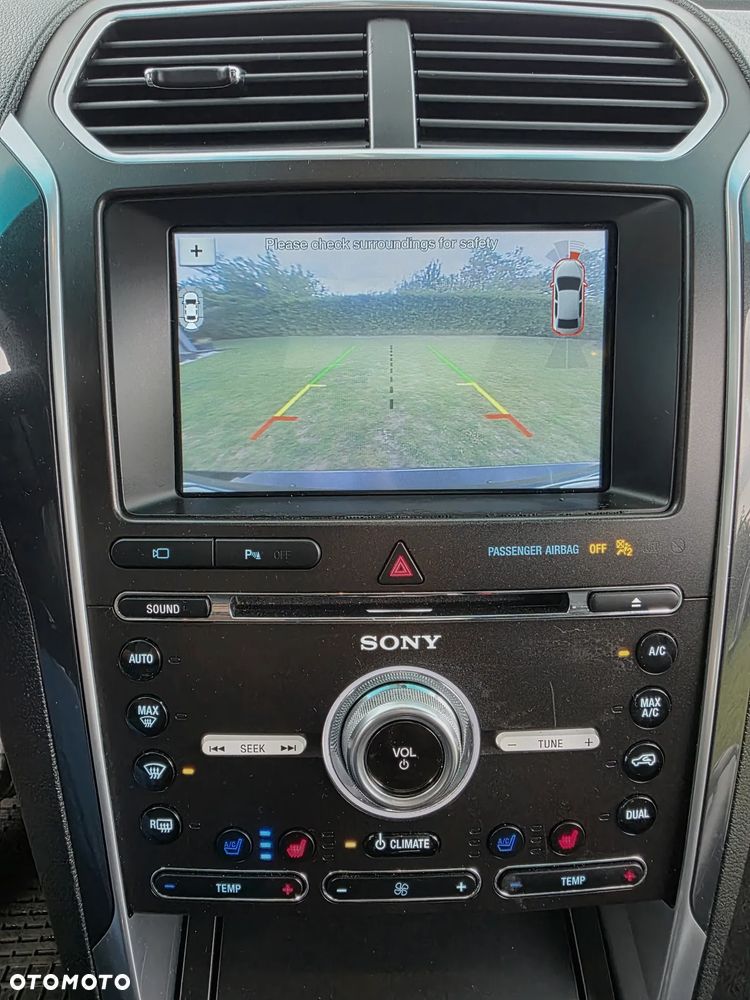 Ford Explorer - 25