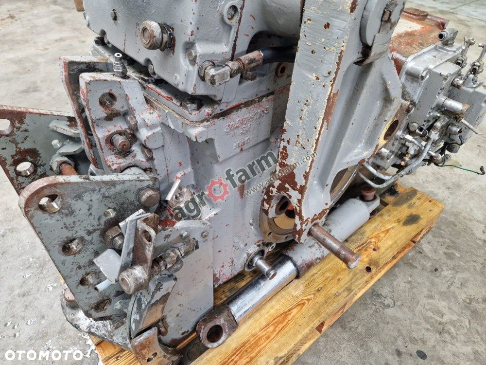 Tylny most Massey Ferguson 2640 - 2