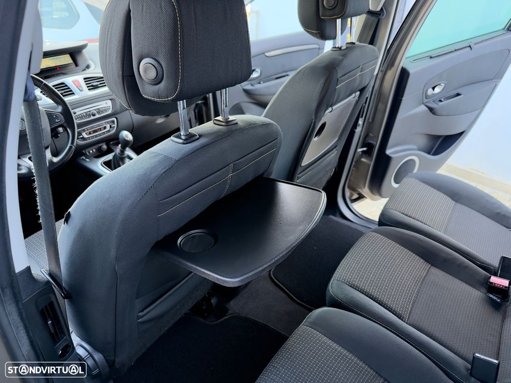 Renault Grand Scénic 1.5 dCi Dynamique S 7L - 46