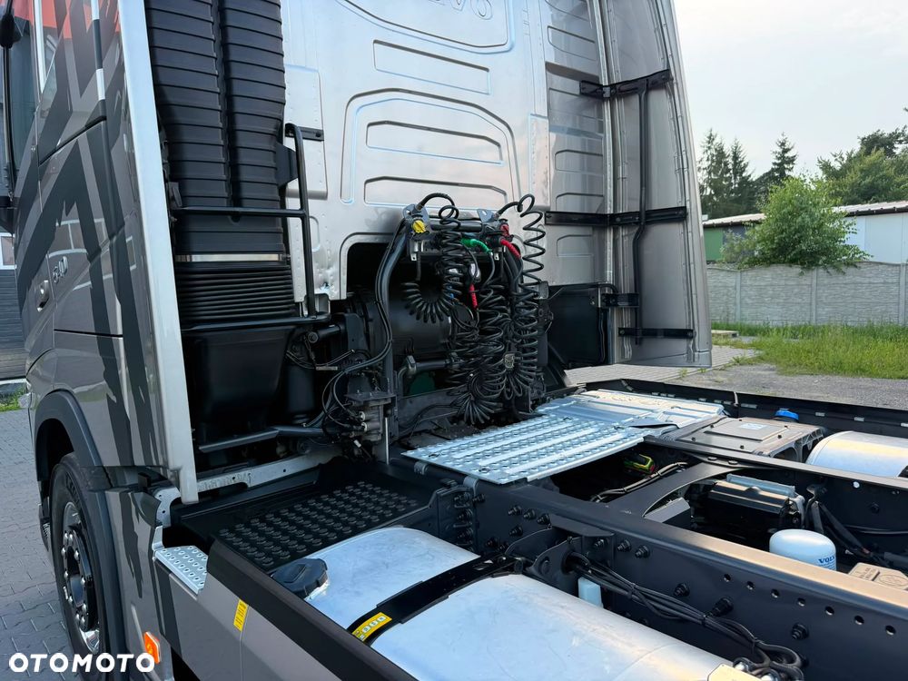 Volvo FH/540/EURO6/FULL LED/SKÓRY/24.4L/100km/METALIK /ON1100 L/SPROWADZONY - 11