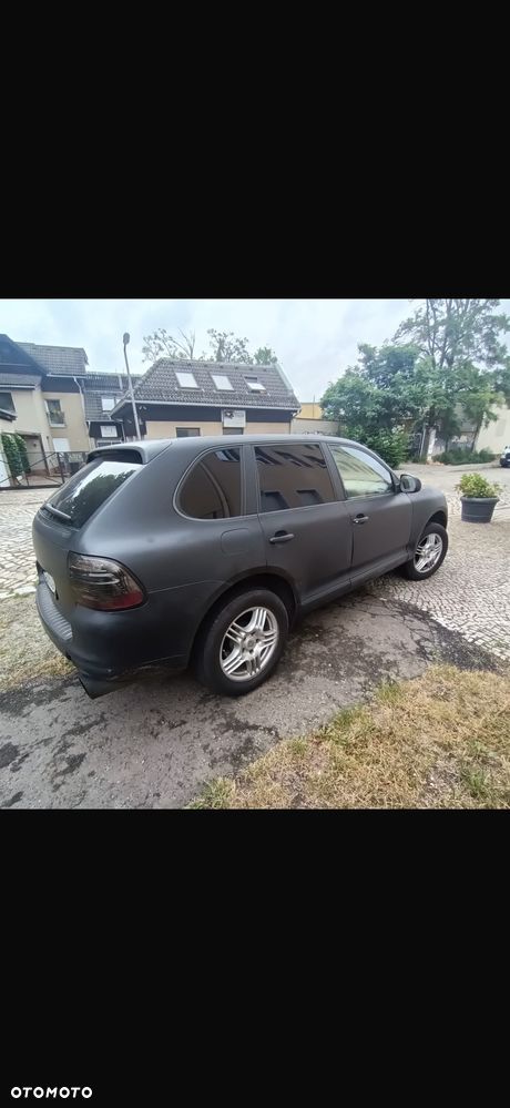 Porsche Cayenne - 7