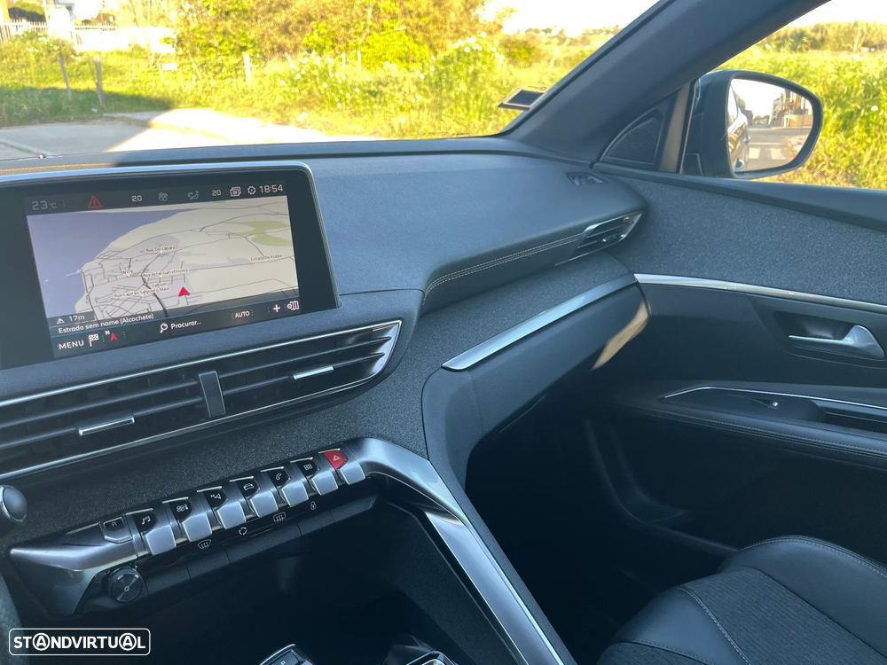 Peugeot 3008 1.5 BlueHDi GT Line J19 EAT8 - 20