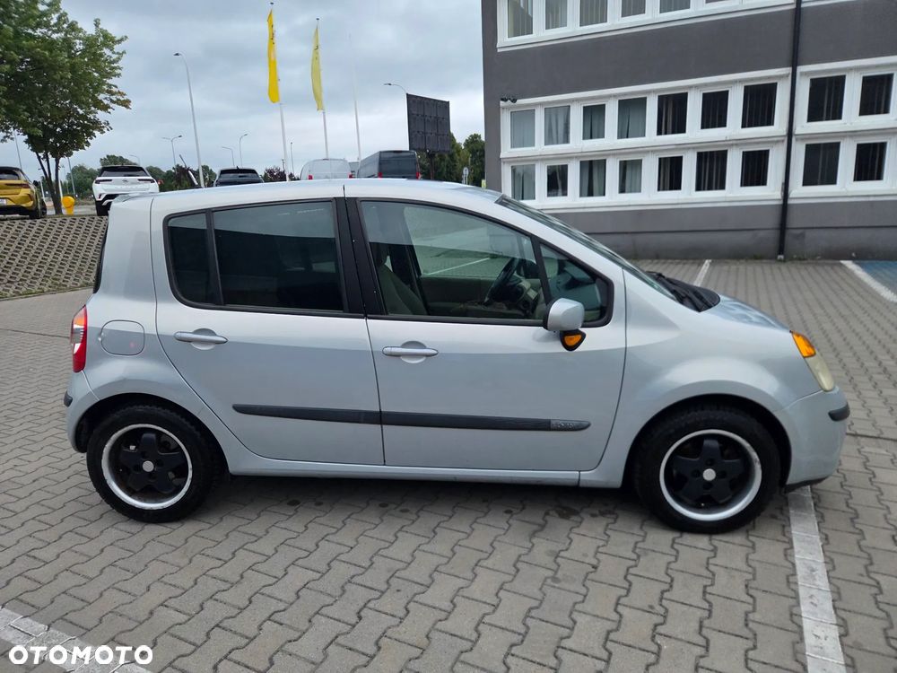 Renault Modus - 4