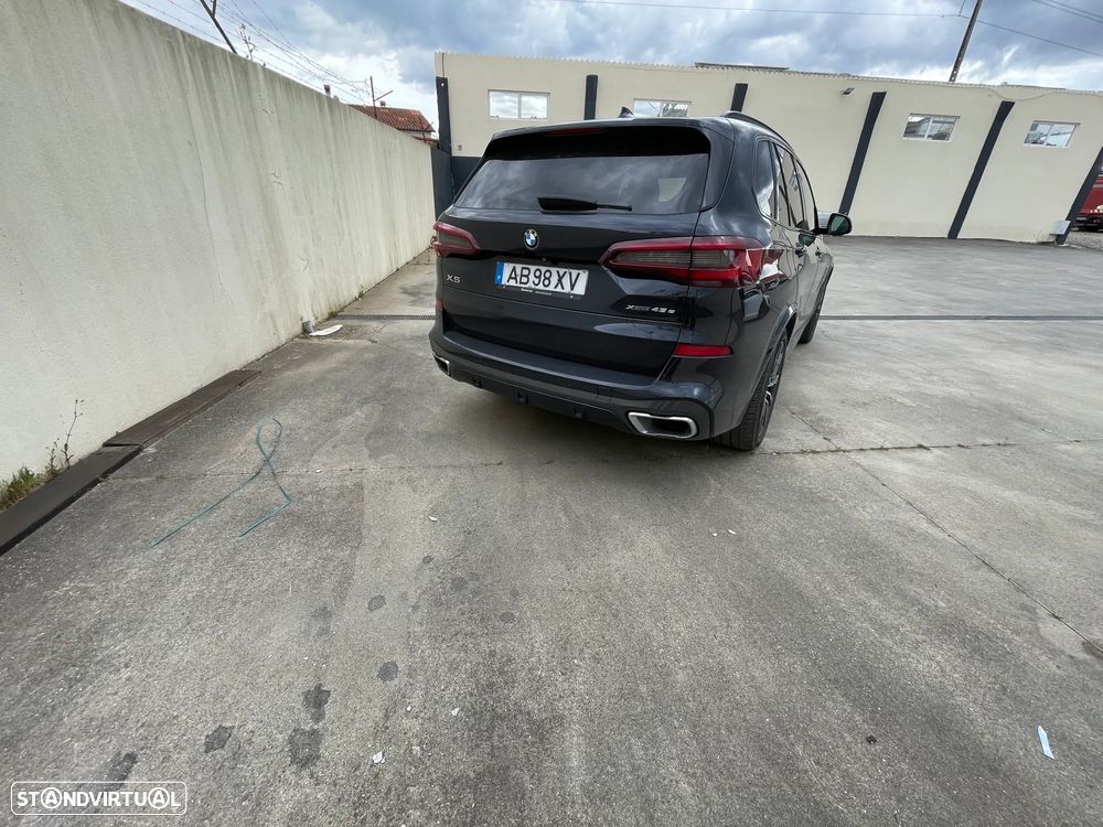 BMW X5 45 e xDrive Pack M - 4