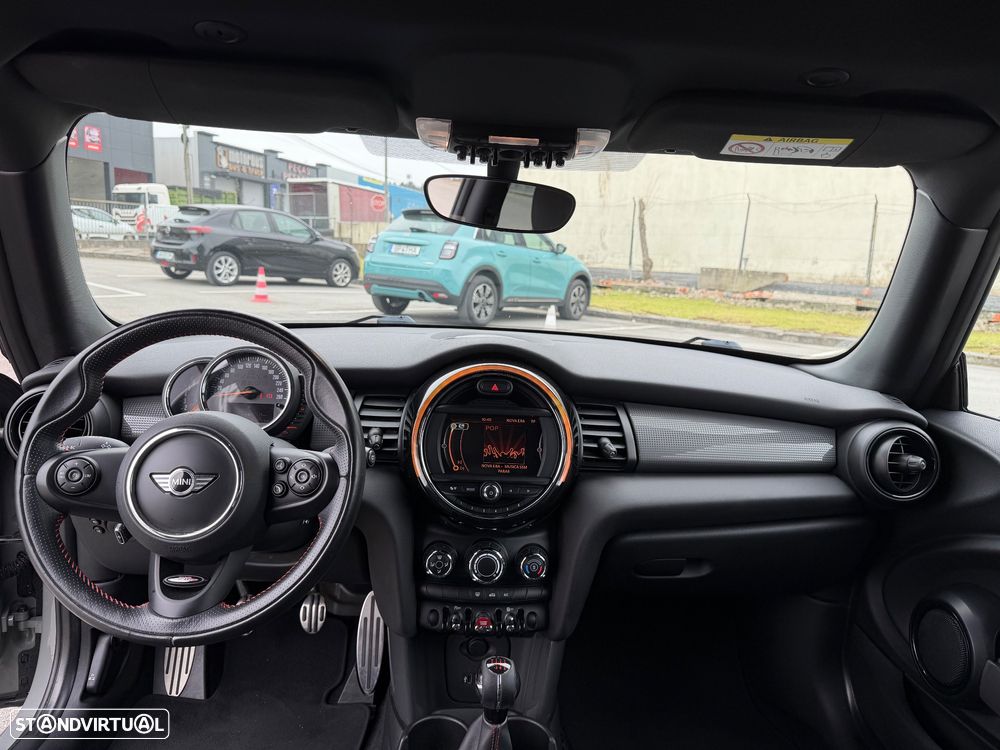 MINI 3 Portas - 22