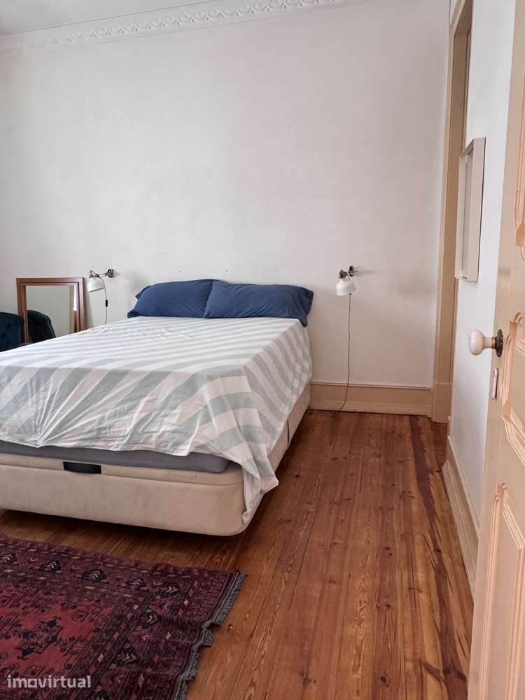 Espaçoso Apartamento Familiar com Quintal Privativo em Arroios - Grande imagem: 2/45