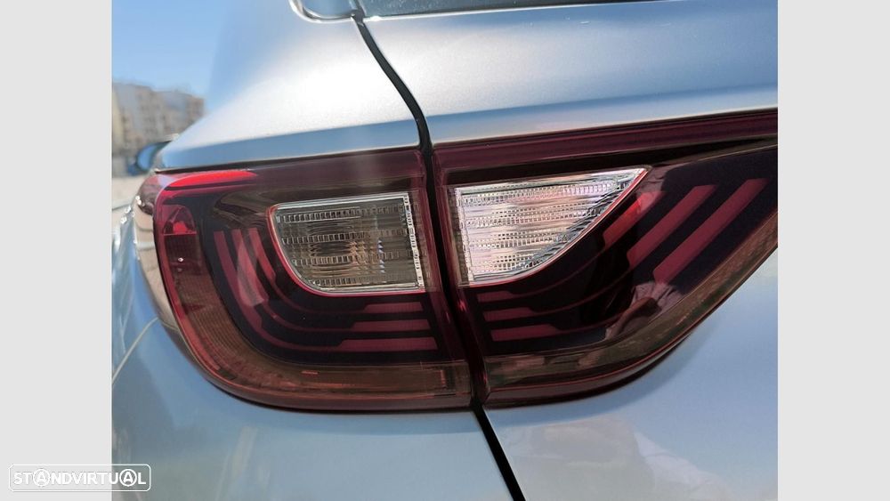 Kia Stonic 1.6 CRDi TX - 9