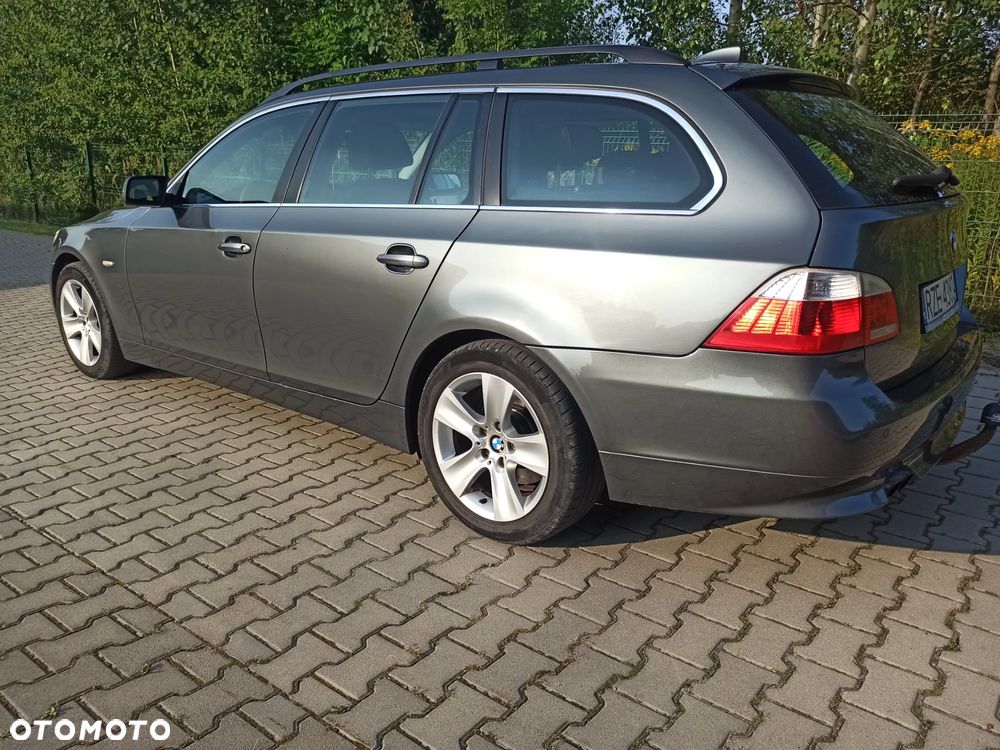 BMW Seria 5 530xd Touring - 5