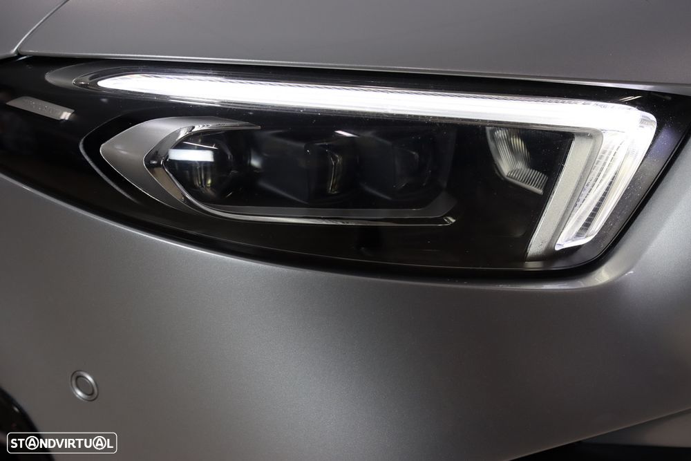 Mercedes-Benz A 180 d 7G-DCT AMG Line - 4