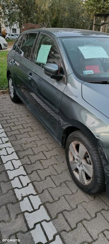 Skoda RAPID 1.2 TSI Ambition - 2